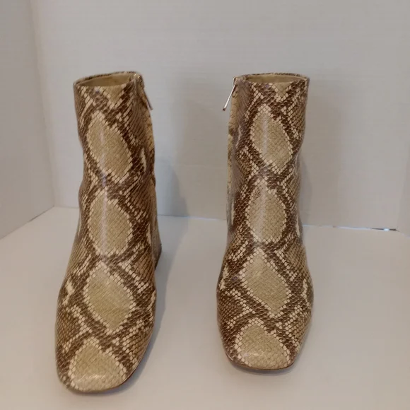 Sam Edelman Destiny Faux Snakeskin Pattern Ankle Boots 3" Heels Sz. 8 - Picture 3 of 15